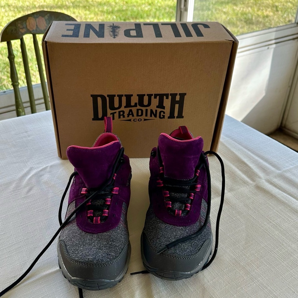 Duluth Trading Co, Jillpine Waterproof Hiking Shoes, Purple and Grey. - Picture 7 of 8